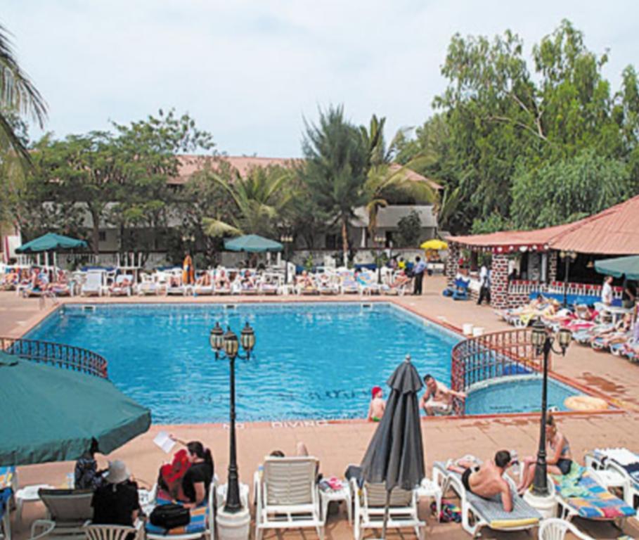 Badala Park Hotel Коту Екстер'єр фото