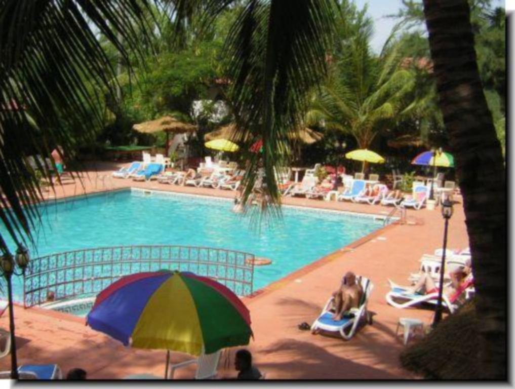 Badala Park Hotel Коту Екстер'єр фото