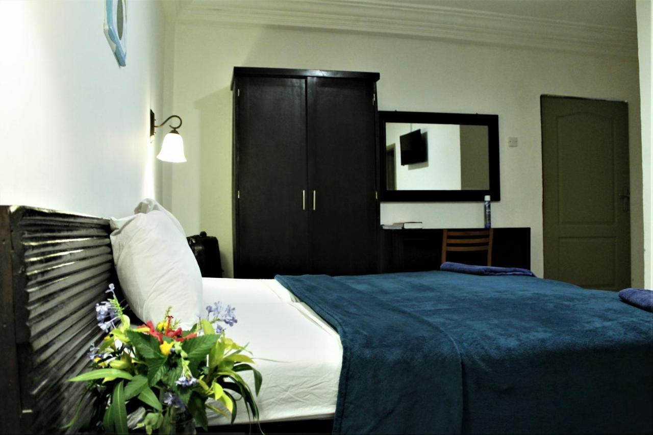 Badala Park Hotel Коту Екстер'єр фото