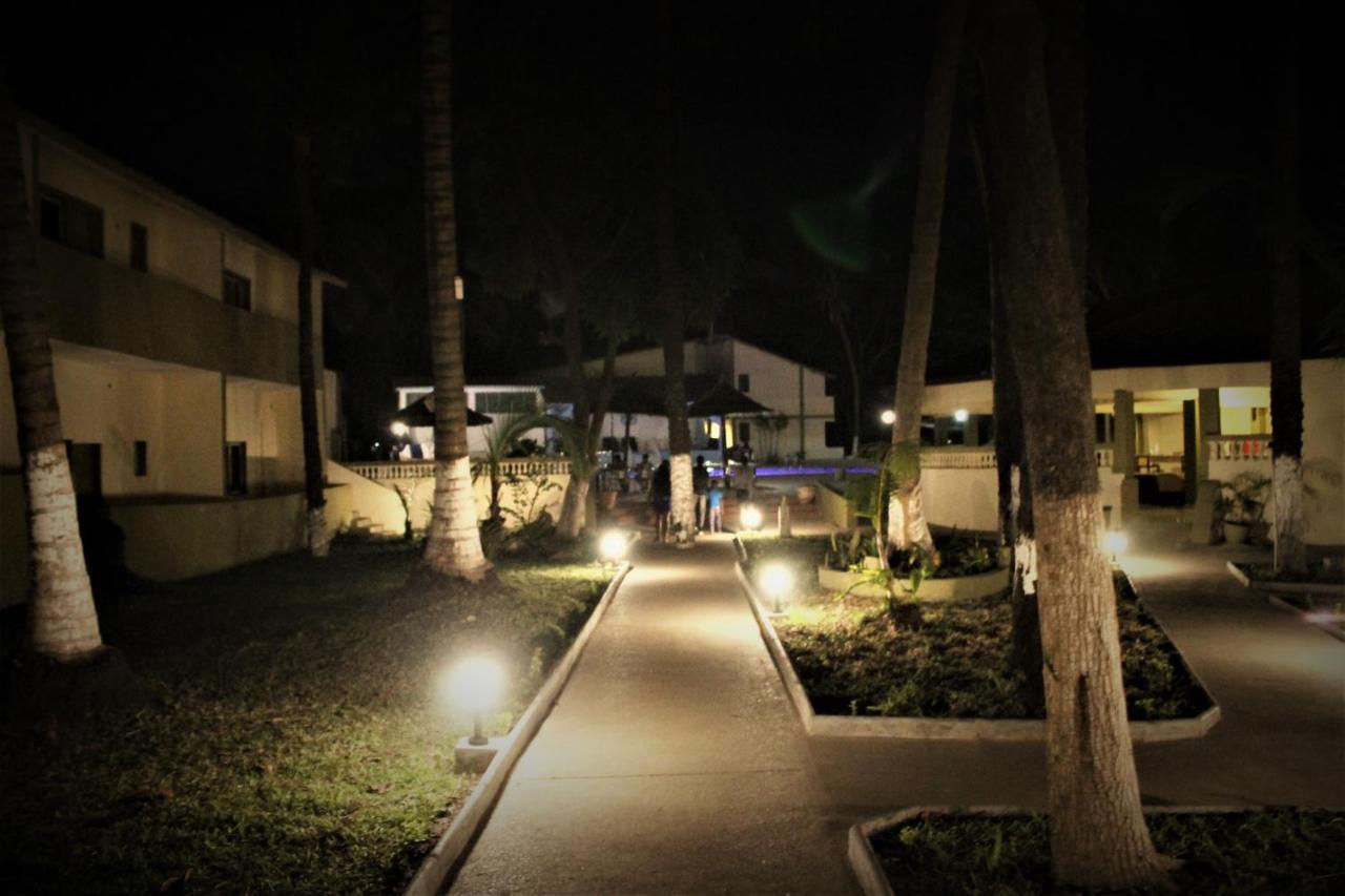 Badala Park Hotel Коту Екстер'єр фото